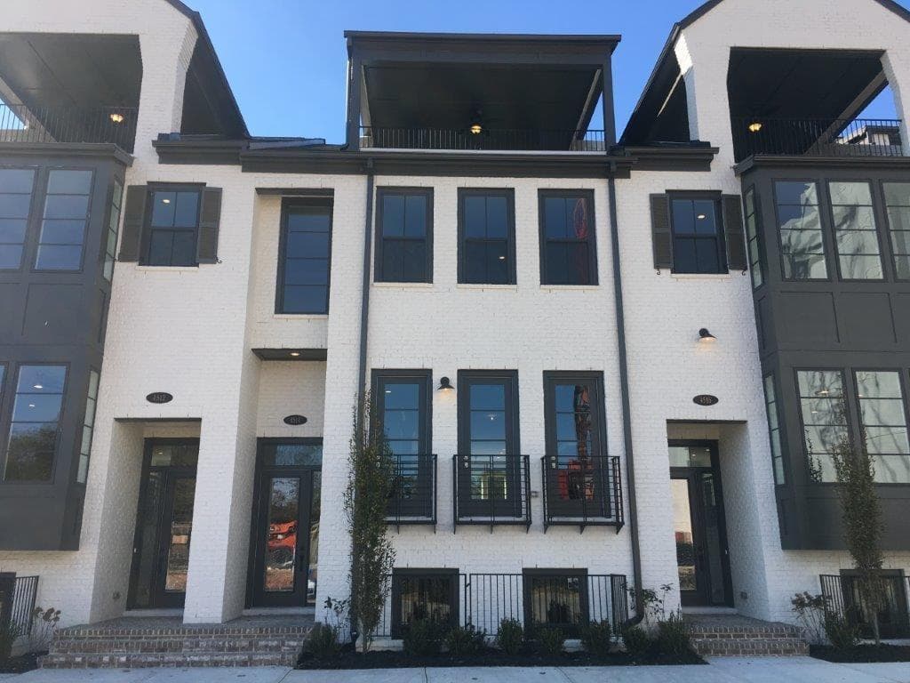 4 bedroom, 3,920 sq ft townhouse sold at 4514 Collins Avenue 11, Atlanta, GA 30342