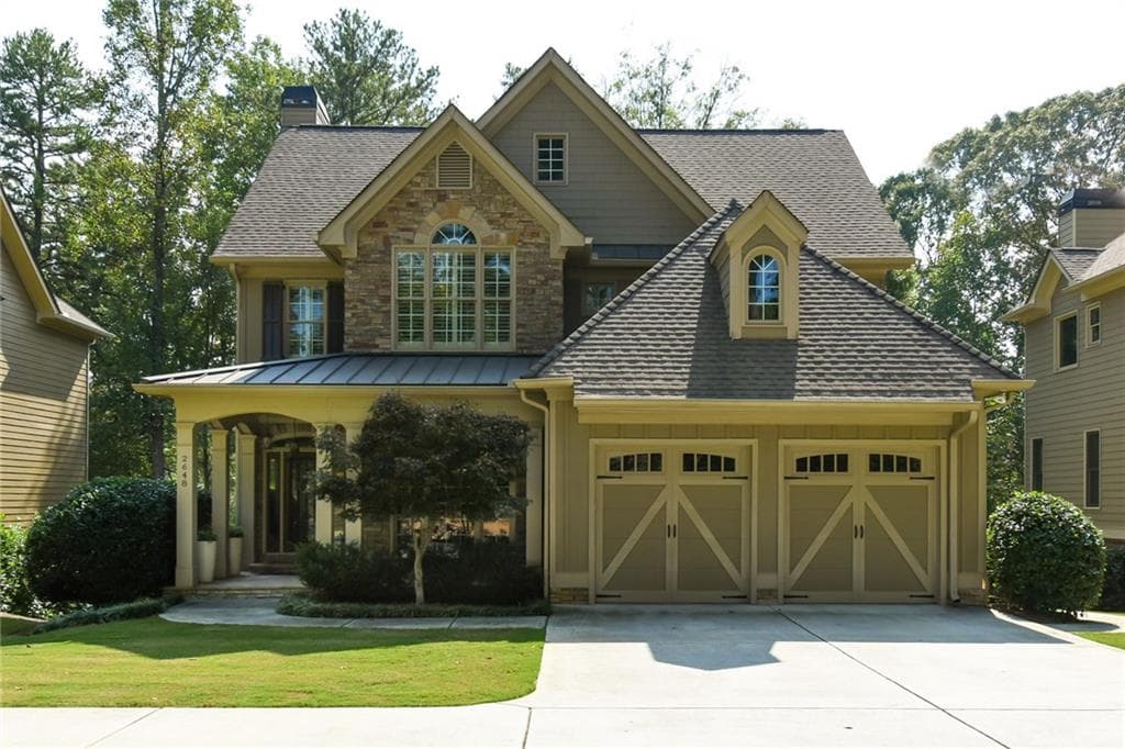 5 bedroom, 4,673 sq ft single family residence sold at 2648 Jims Road, Marietta, GA 30066