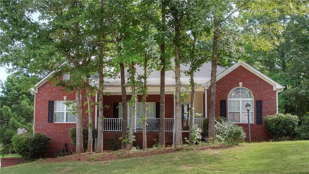 5 bedroom, 17,880 sq ft single family residence sold at 3480 W River Commons, Douglasville, GA 30135