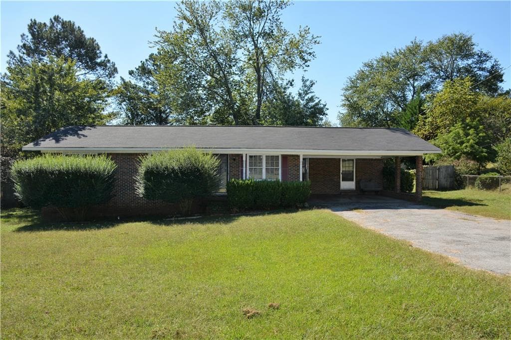 136 Kinman Road, Calhoun, GA 30701 — most recent listing photo