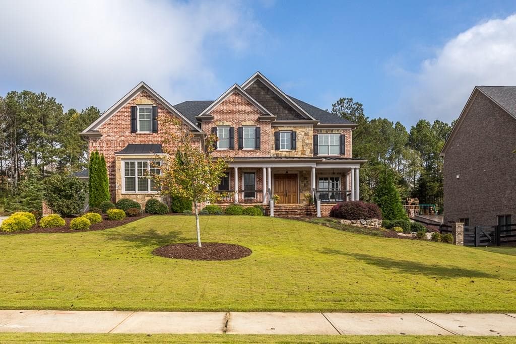2020 Windfaire Circle, Roswell, GA 30076 — most recent listing photo