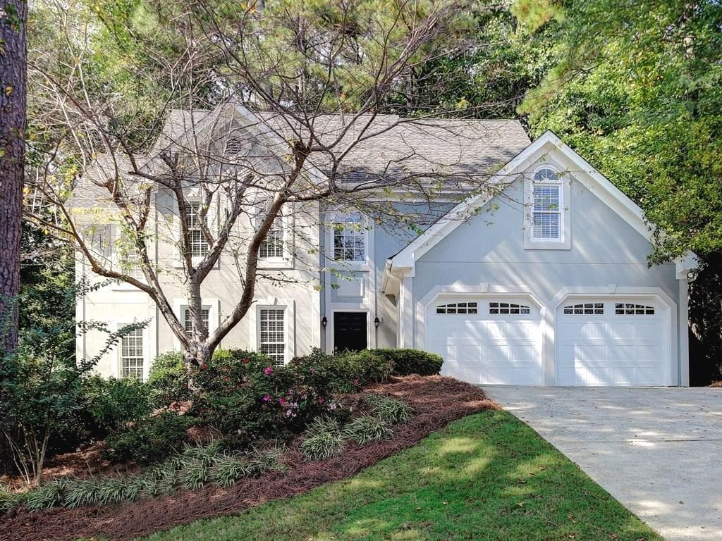 5 bedroom, 3,314 sq ft single family residence sold at 649 Phlox Way, Acworth, GA 30102