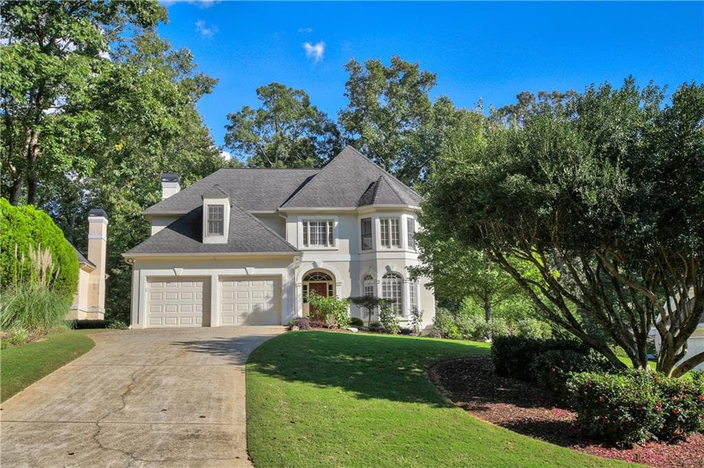 4 bedroom, 3,453 sq ft single family residence sold at 3311 Sundew Court, Alpharetta, GA 30005