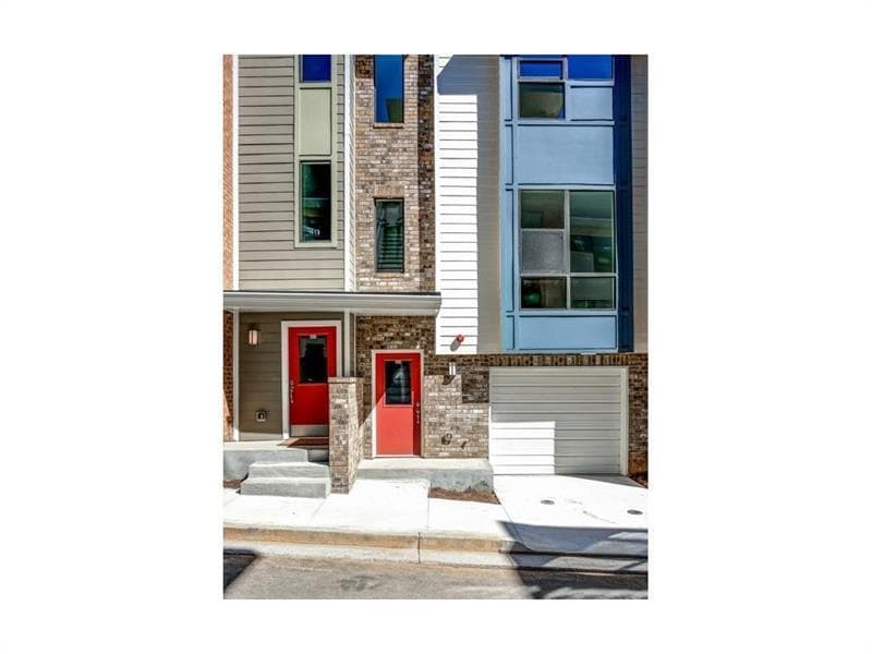 3 bedroom, 1,995 sq ft townhouse sold at 979 Moda Drive, Atlanta, GA 30316