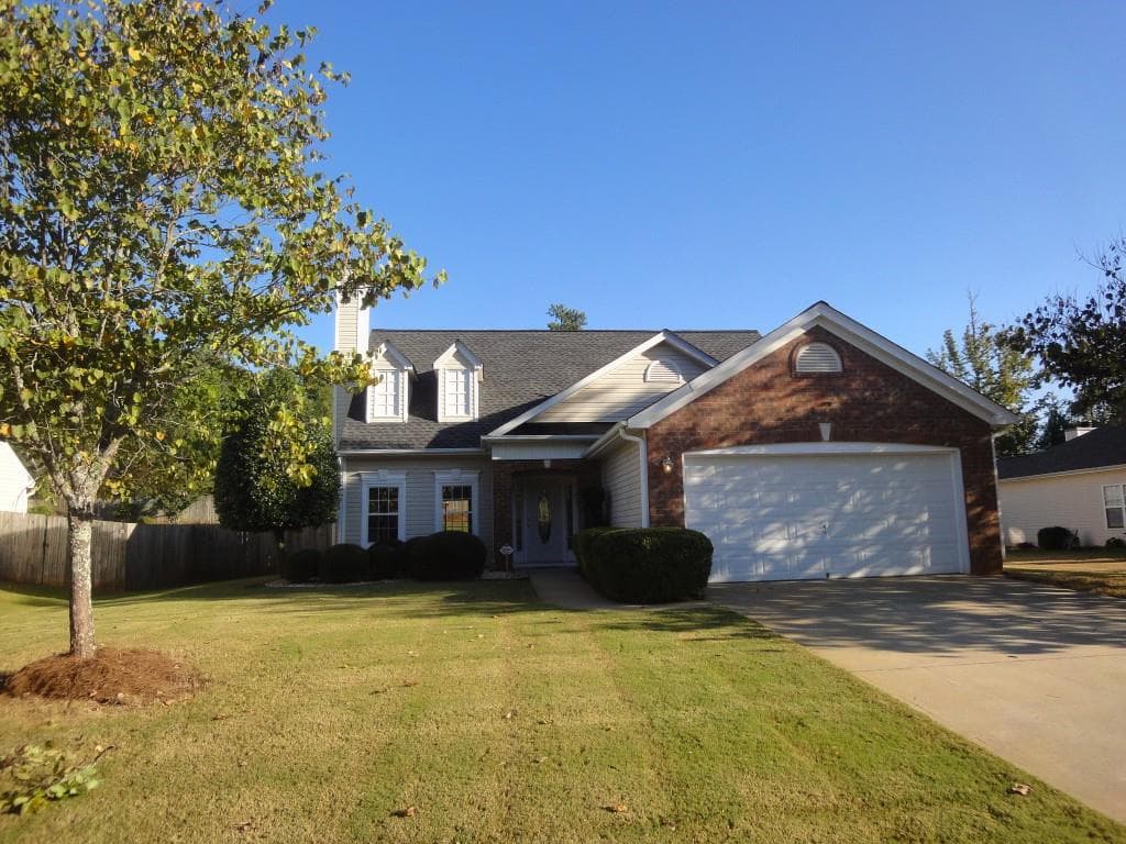 3 bedroom, 2,199 sq ft single family residence sold at 2405 Beckenham Place, Dacula, GA 30019