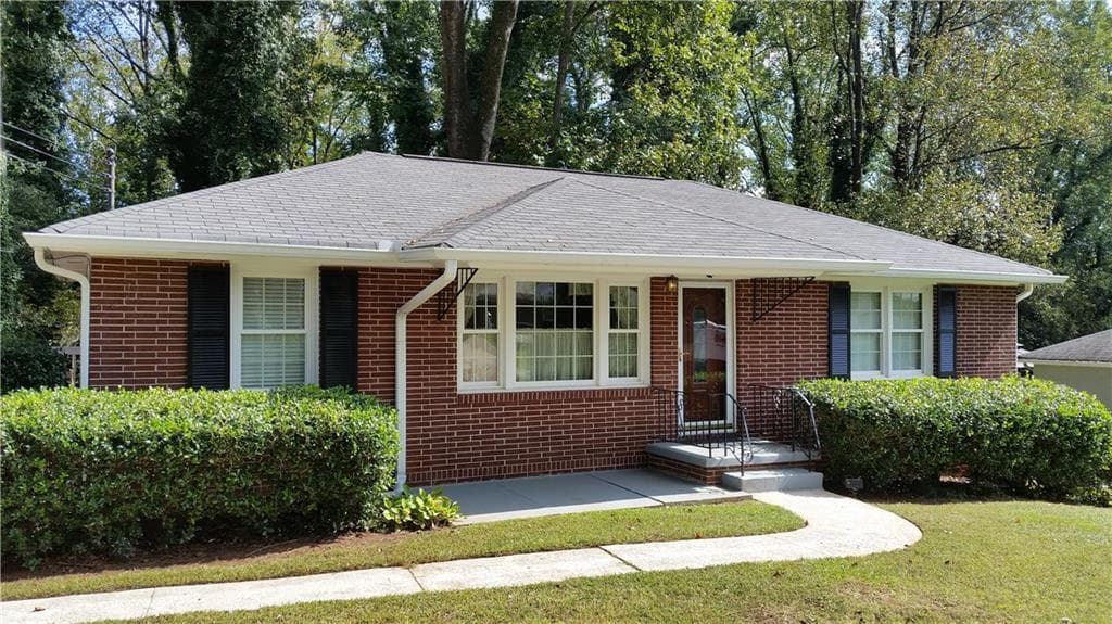 3386 Woodview Drive, Smyrna, GA 30082 — most recent listing photo