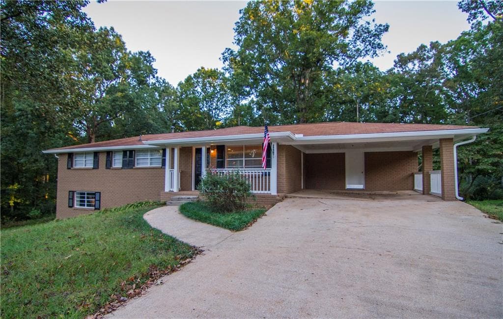 5956 N Bear Drive, Douglasville, GA 30135 — most recent listing photo