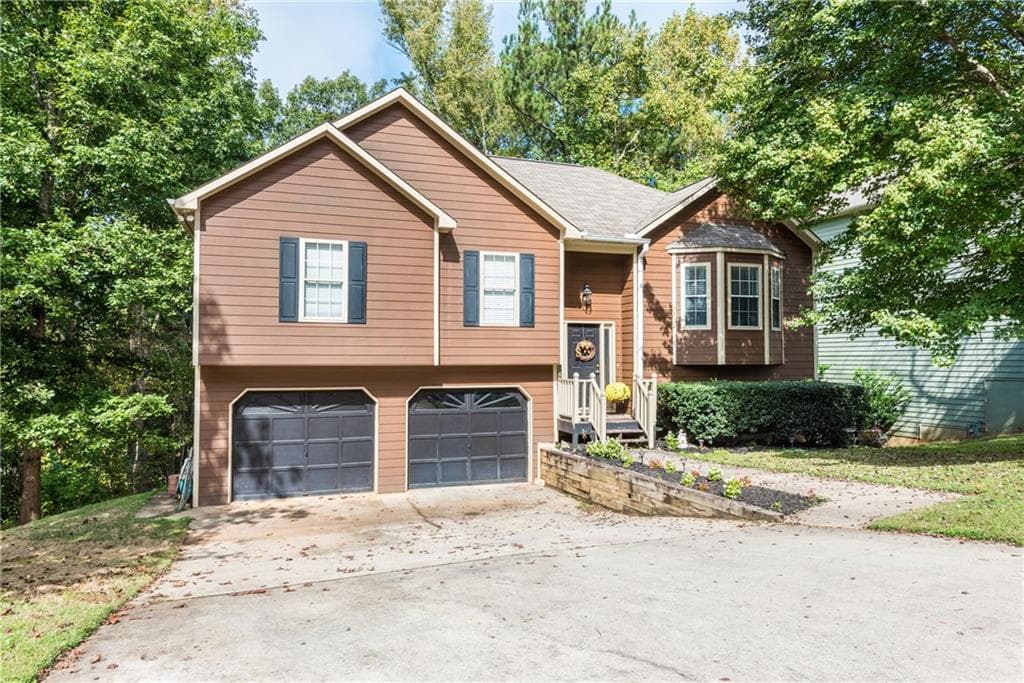 1015 Queensbury Run, Acworth, GA 30102 — most recent listing photo