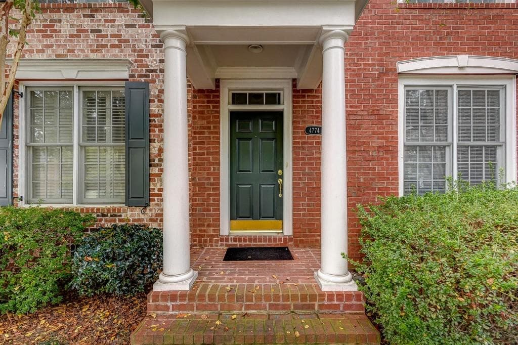 2 bedroom, 2,120 sq ft townhouse sold at 4774 Ivy Ridge Drive, Atlanta, GA 30339