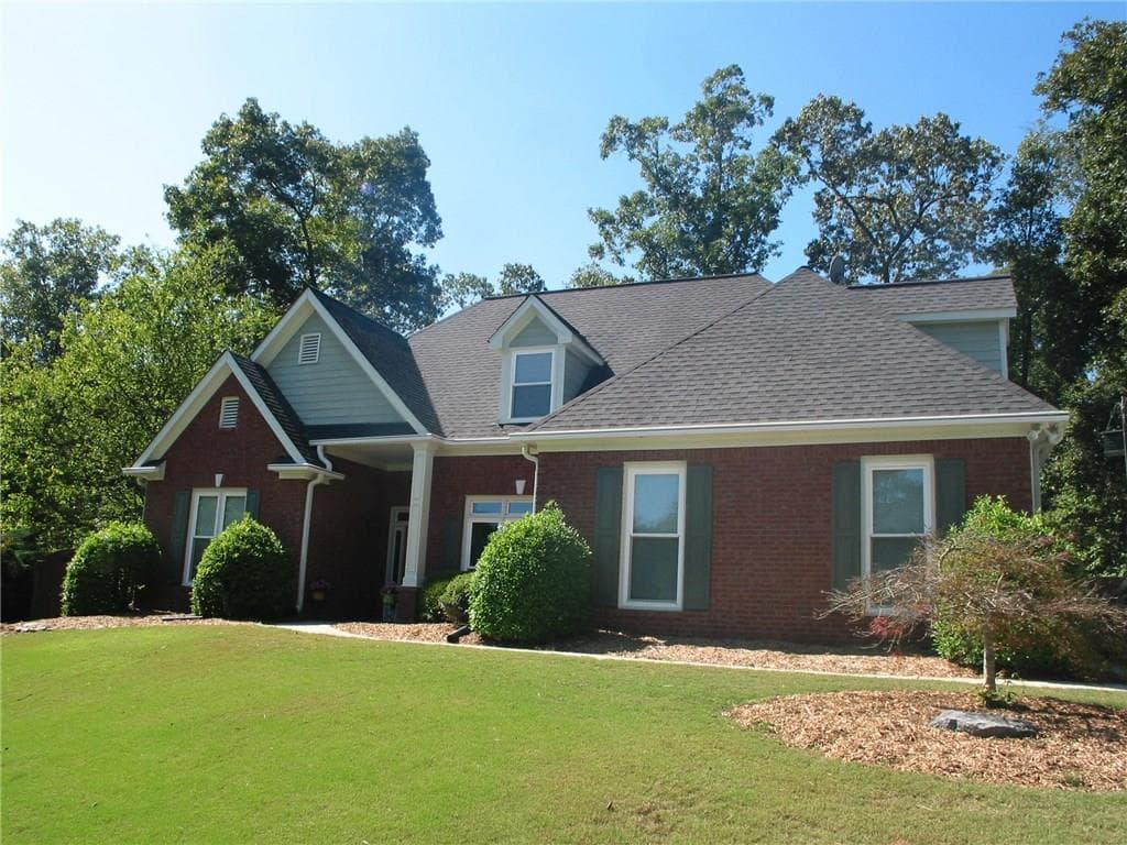 490 Firelite Lane, Suwanee, GA 30024 — most recent listing photo