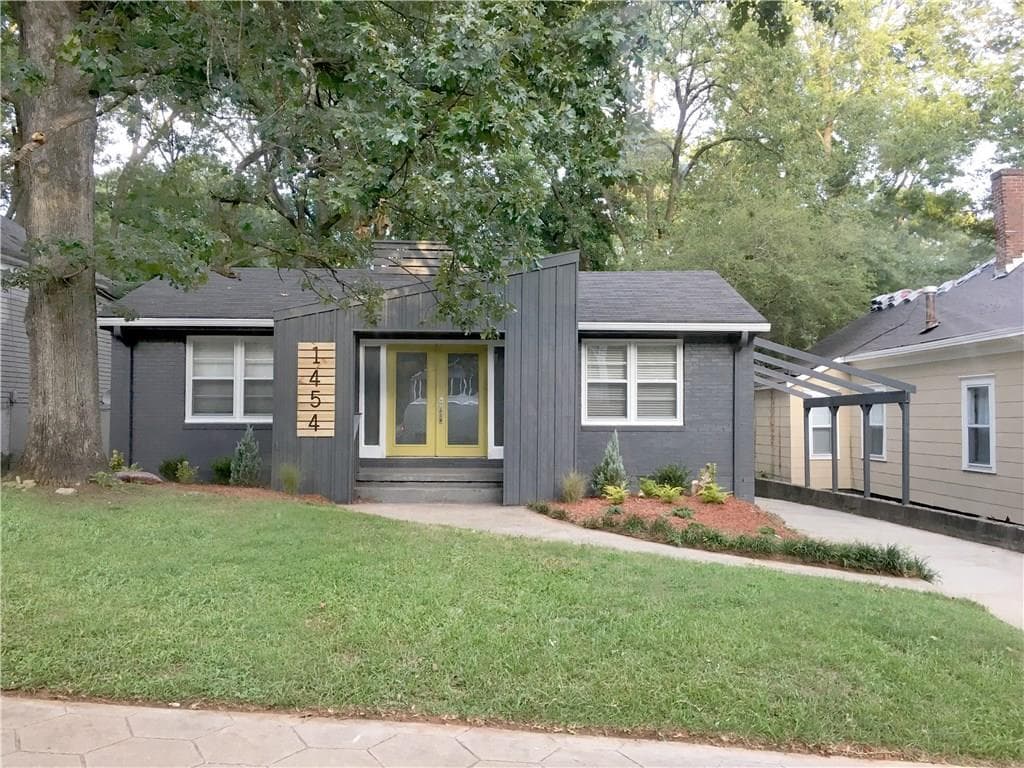 3 bedroom, 1,392 sq ft single family residence sold at 1454 Beatie Avenue, Atlanta, GA 30310