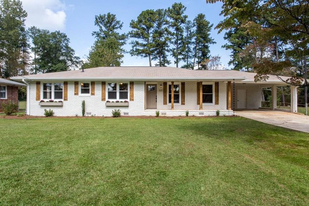 521 Pineview Drive, Smyrna, GA 30082 — most recent listing photo