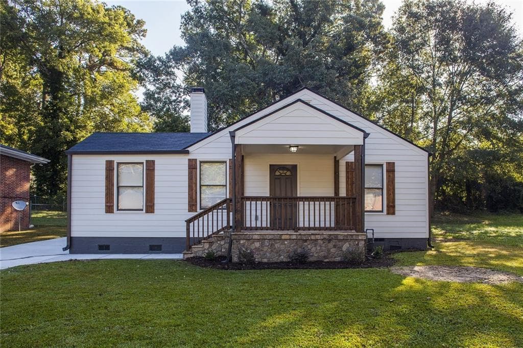 4 bedroom, 1,689 sq ft single family residence sold at 643 Ozburn Road, Atlanta, GA 30318