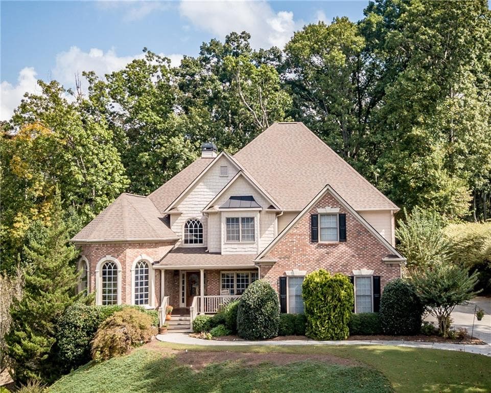 4 bedroom, 3,431 sq ft single family residence sold at 408 Huntington Estates Manor, Woodstock, GA 30188