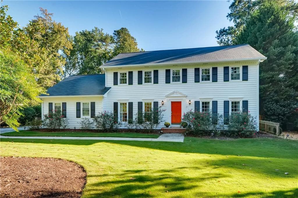 5 bedroom, 3,634 sq ft single family residence sold at 1785 Womack Road, Dunwoody, GA 30338