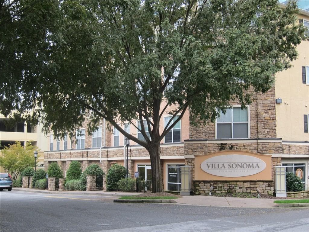 1 bedroom, 648 sq ft condominium sold at 10 Perimeter Summit Boulevard 2410, Brookhaven, GA 30319