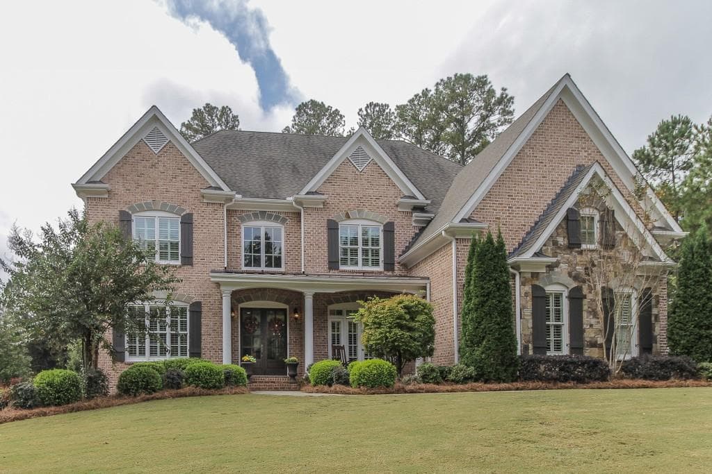 6 bedroom, 4,960 sq ft single family residence sold at 405 The Hermitage Drive, Milton, GA 30004
