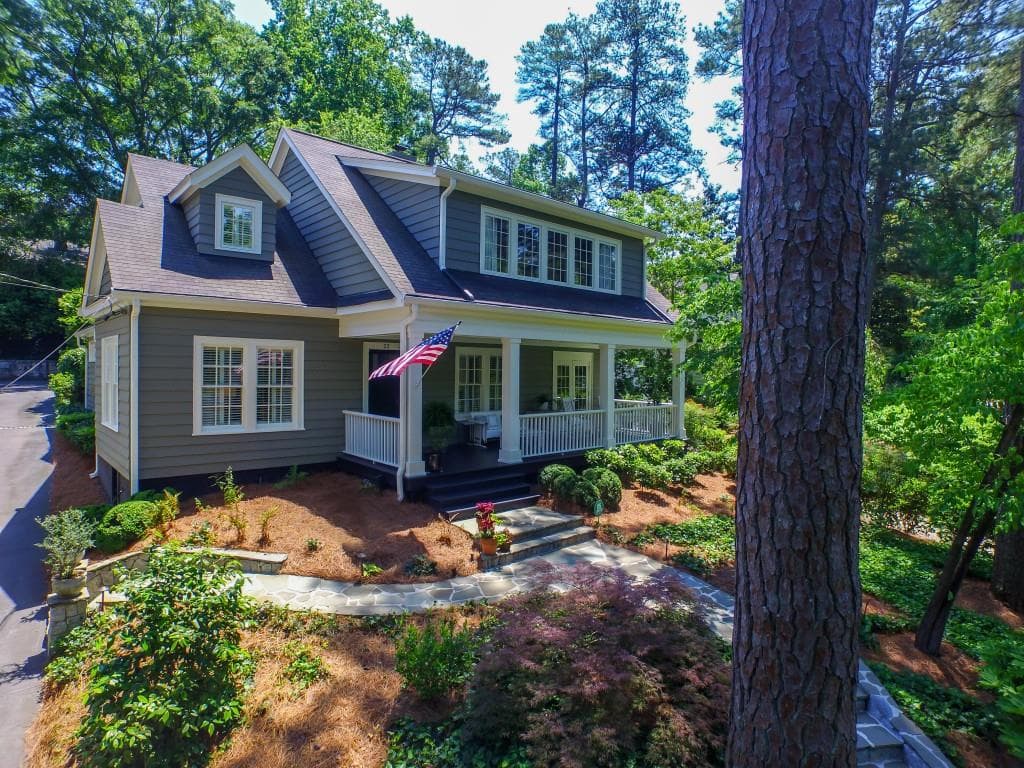 5 bedroom single family residence sold at 23 Demorest Avenue, Atlanta, GA 30305