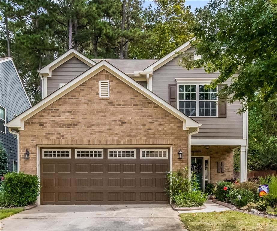 4 bedroom, 2,032 sq ft single family residence sold at 916 Silver Lake Drive, Acworth, GA 30102