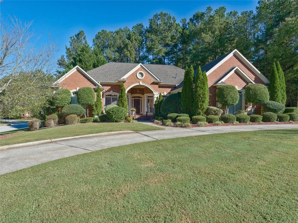 500 Stoneglen Chase SW, Atlanta, GA 30331 — most recent listing photo