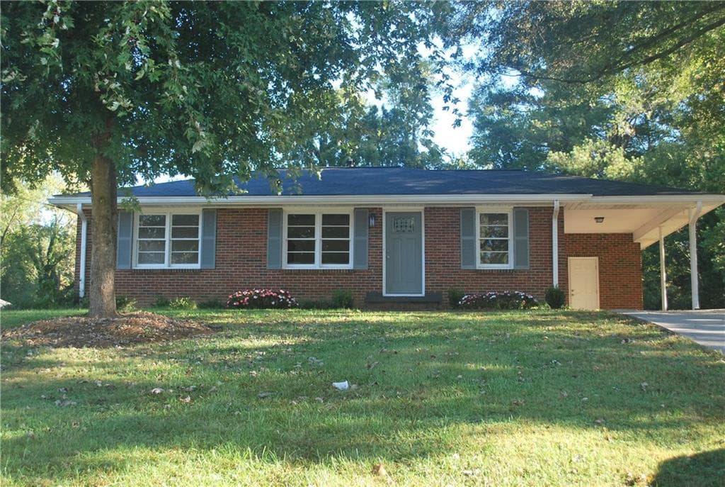 3 bedroom, 1,080 sq ft single family residence sold at 217 Mayfield Road, Alpharetta, GA 30009
