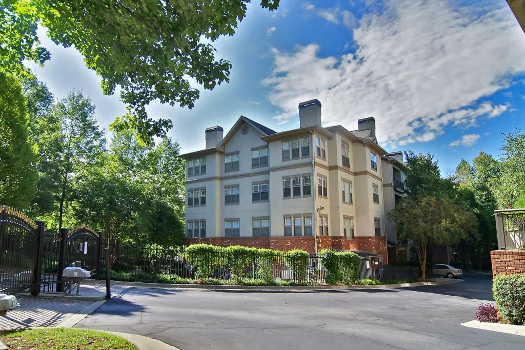 5559 Glenridge Drive 2202, Atlanta, GA 30342 — most recent listing photo