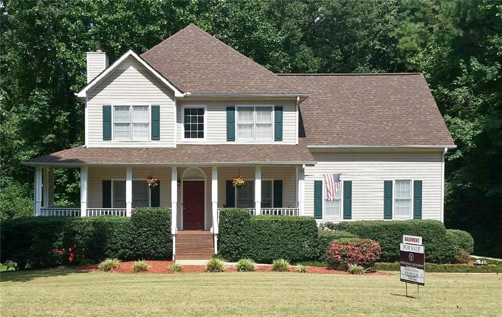 4 bedroom, 2,501 sq ft single family residence sold at 287 Barrington Farms Pkwy, Sharpsburg, GA 30277