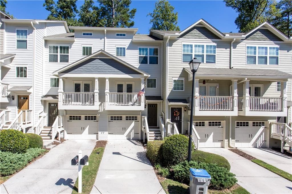 3 bedroom, 1,326 sq ft townhouse sold at 1577 Liberty Parkway, Atlanta, GA 30318