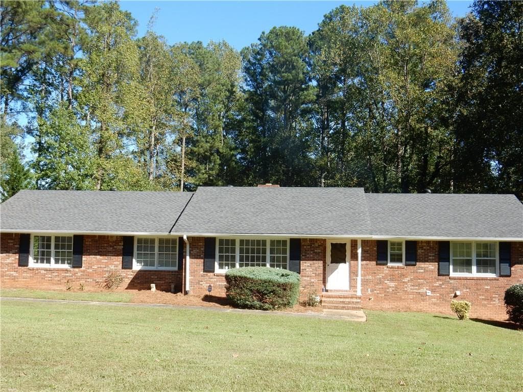 355 Plantation Circle, Fayetteville, GA 30214 — most recent listing photo