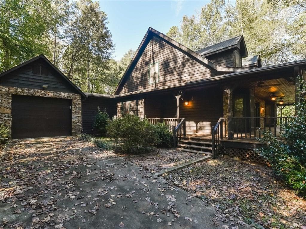 1447 Oleander Drive, Lilburn, GA 30047 — most recent listing photo