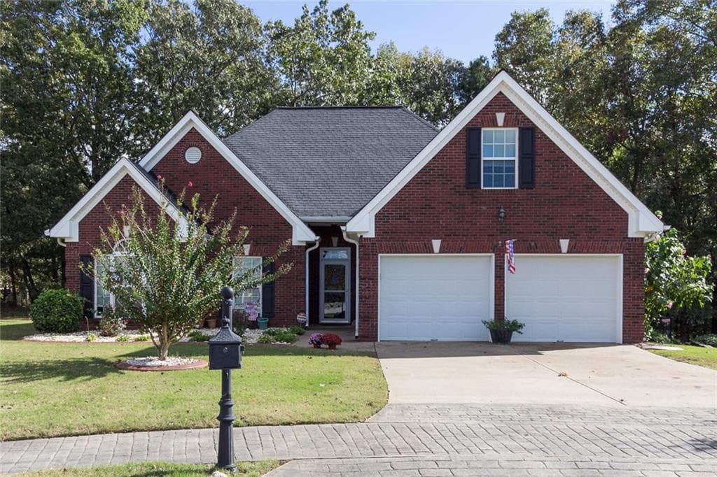 400 Myrtle Court, Loganville, GA 30052 — most recent listing photo