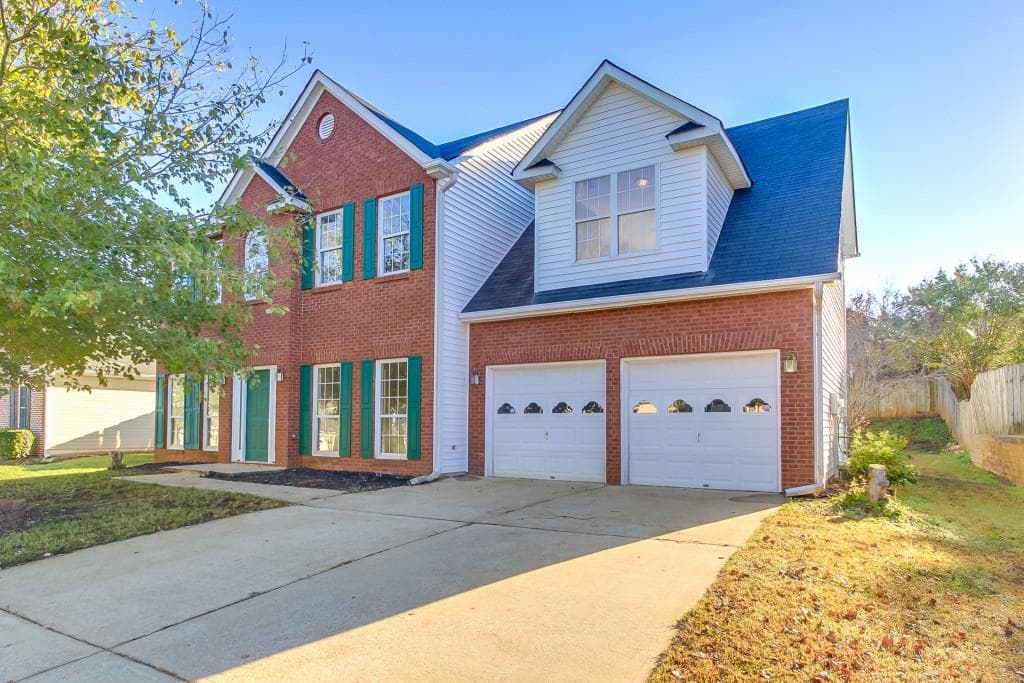 4 bedroom, 1,757 sq ft single family residence sold at 1385 Charter Club Drive, Lawrenceville, GA 30043