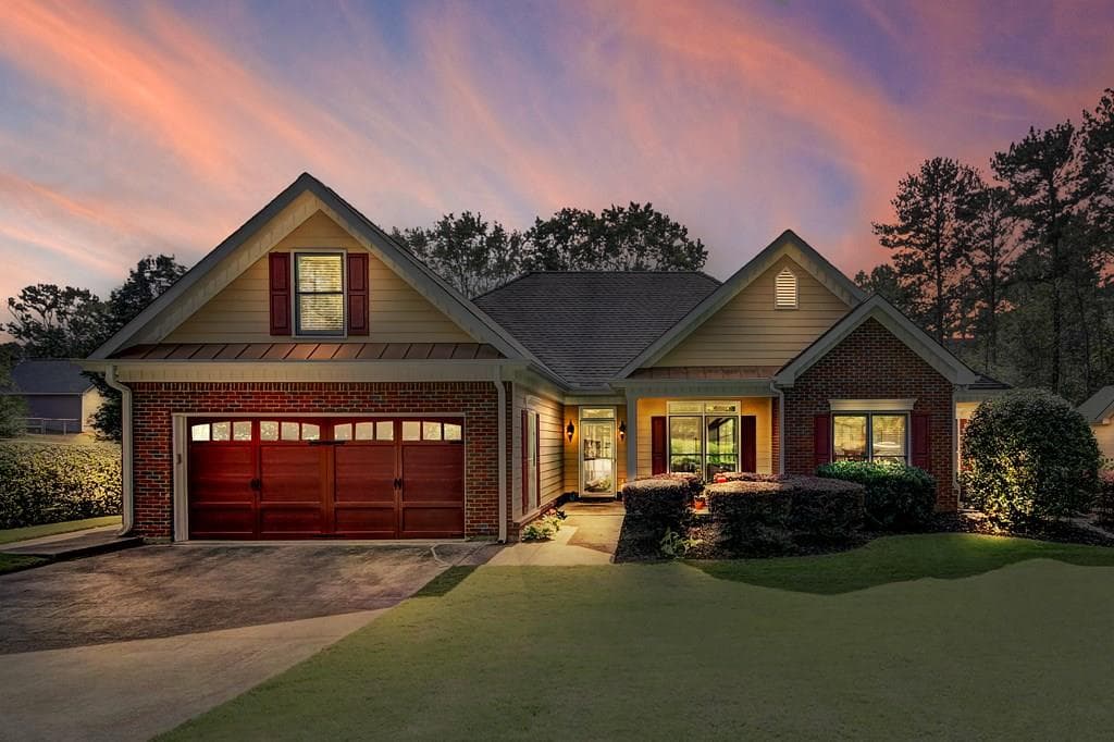 1042 Lincoln Drive, Marietta, GA 30066 — most recent listing photo