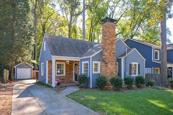 3 bedroom, 1,214 sq ft single family residence sold at 2709 Memorial Drive, Atlanta, GA 30317