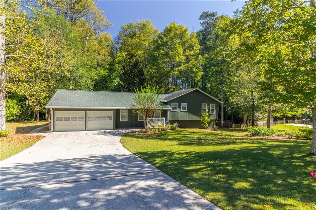 3160 Andover Drive, Marietta, GA 30066 — most recent listing photo