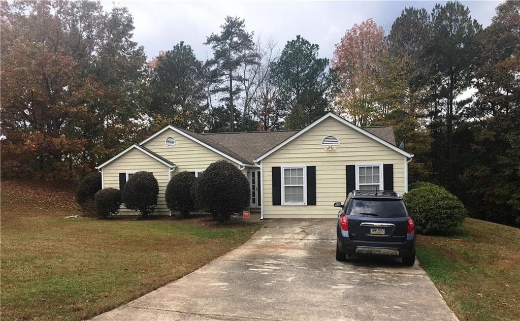 4 bedroom, 1,958 sq ft single family residence sold at 3497 Willow Tree Circle, Douglasville, GA 30135