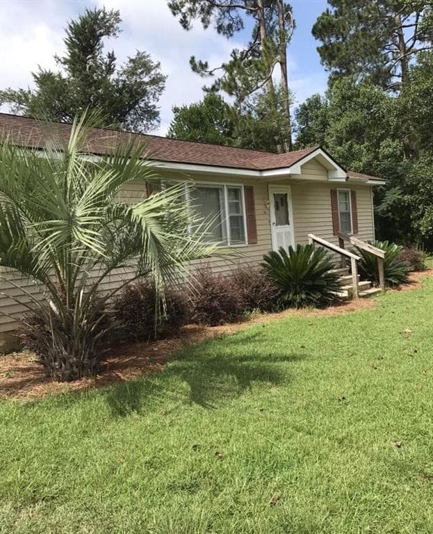 3 bedroom single family residence sold at 1452 E Winthrope Avenue, Millen, GA 30442