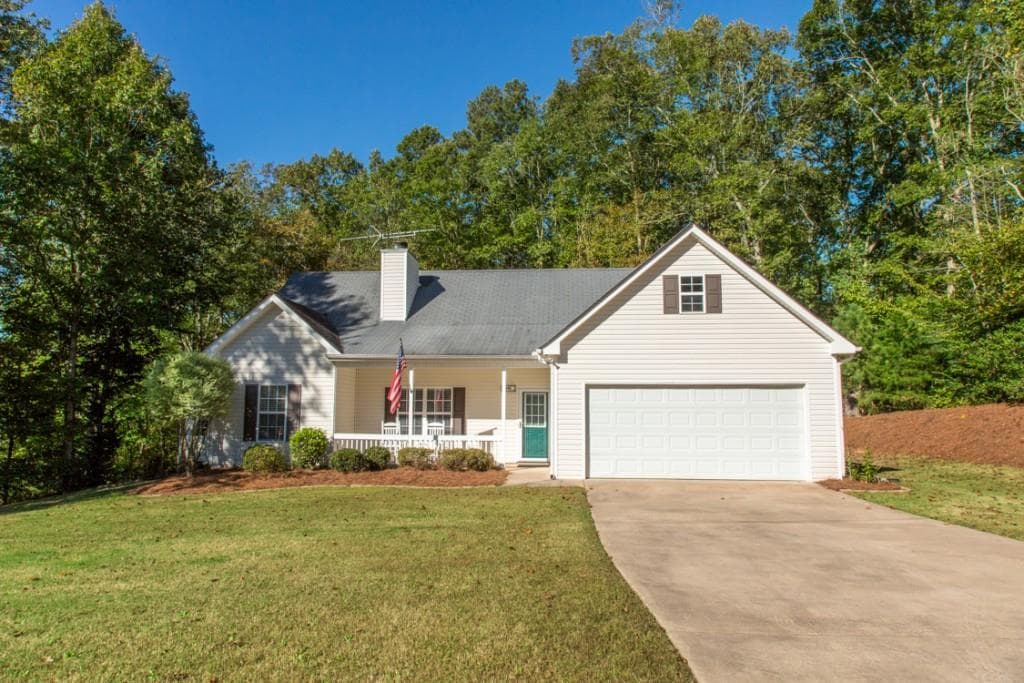 445 Spring Ridge Drive, Dawsonville, GA 30534 — most recent listing photo