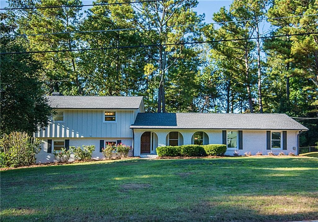 2411 Maclaren Circle, Dunwoody, GA 30360 — most recent listing photo