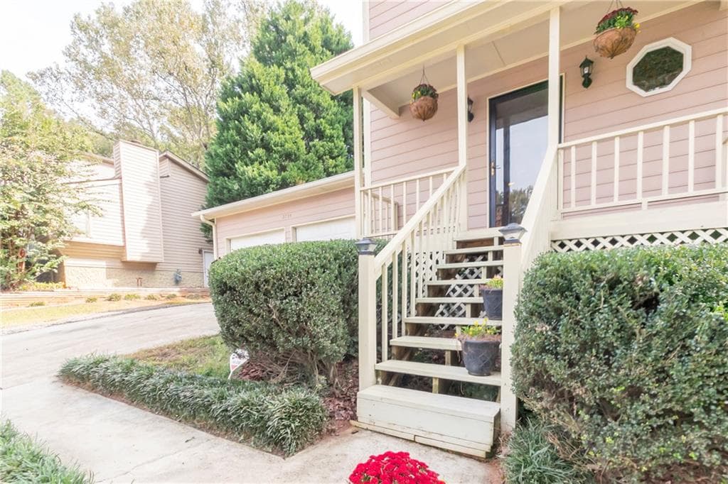 2735 Mountbery Drive, Snellville, GA 30039 — most recent listing photo