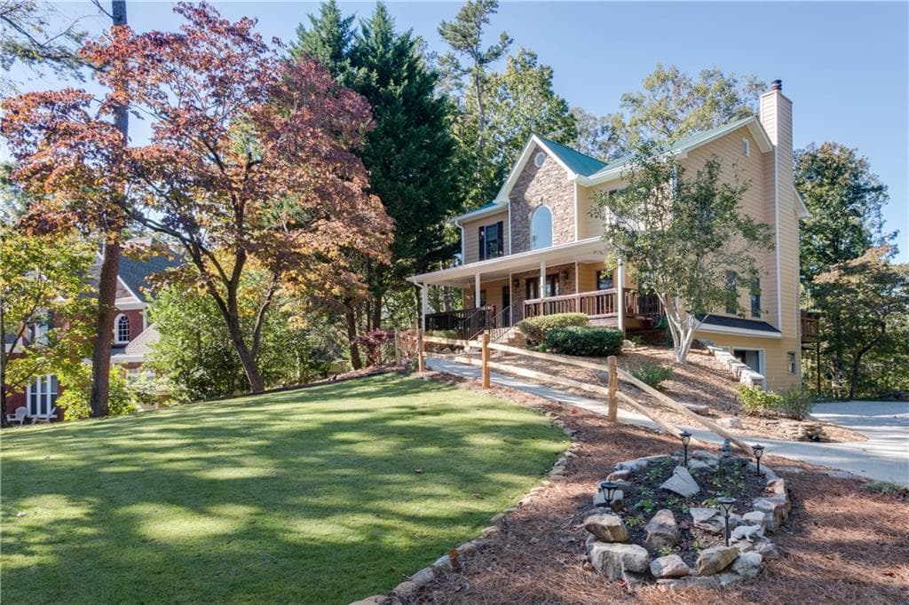 8850 Bayhill Drive, Gainesville, GA 30506 — most recent listing photo