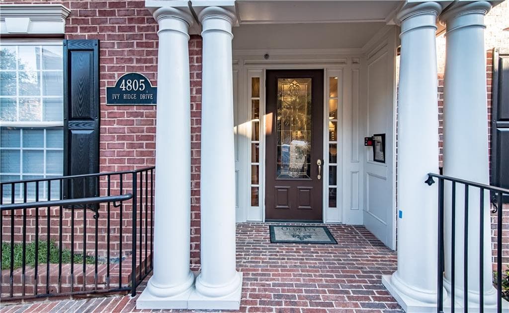 2 bedroom, 1,424 sq ft condominium sold at 4805 Ivy Ridge Drive 205, Atlanta, GA 30339
