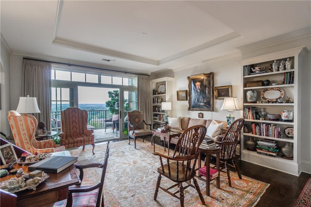 3 bedroom, 2,902 sq ft condominium sold at 2700 Paces Ferry Road 705, Atlanta, GA 30339