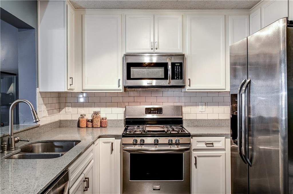244 13th Street 212, Atlanta, GA 30309 — most recent listing photo