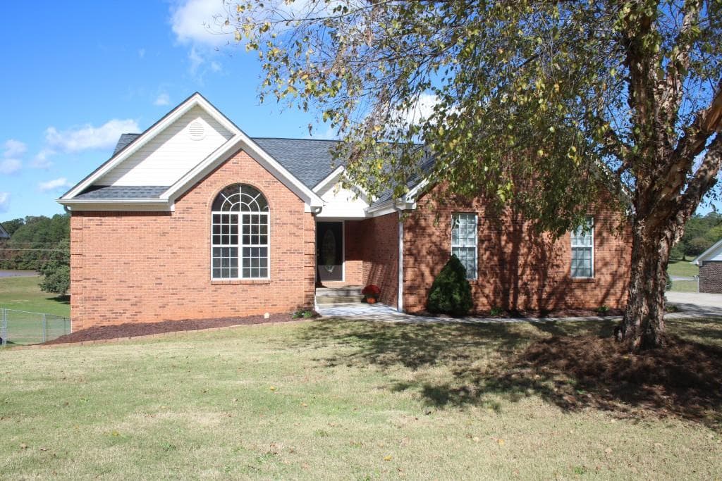 728 Mallard Drive, Winder, GA 30680 — most recent listing photo