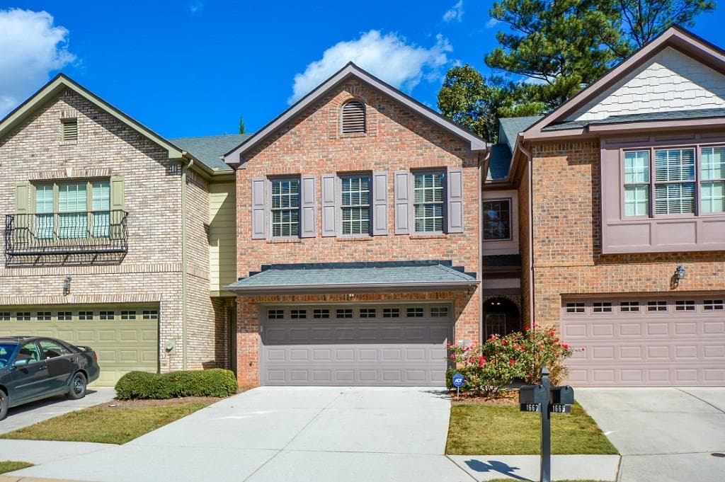 1667 Oakbrook Lake Drive, Norcross, GA 30093 — most recent listing photo