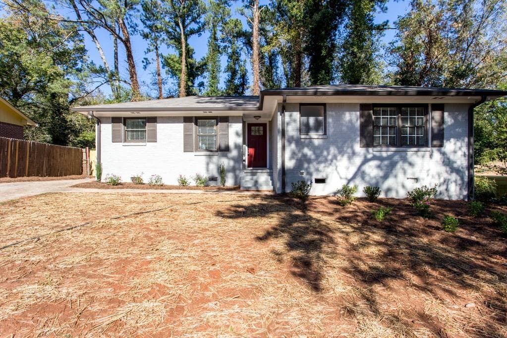 3 bedroom, 1,059 sq ft single family residence sold at 1662 Sugar Creek Place, Atlanta, GA 30316