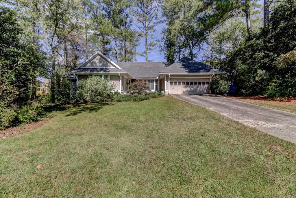 114 Lakeshore Circle, Marietta, GA 30067 — most recent listing photo