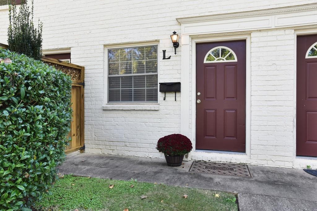 771 Jordan Lane L, Decatur, GA 30033 — most recent listing photo