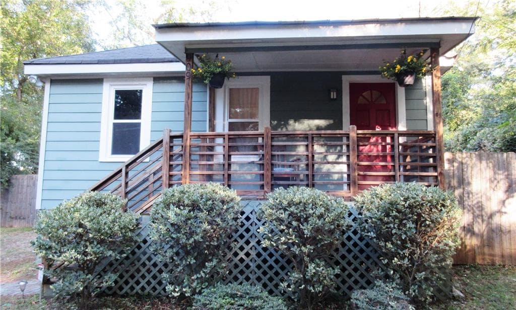 909 Pecan Street, Clarkston, GA 30021 — most recent listing photo